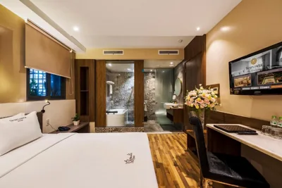 Chambre double Deluxe avec baignoire — Sunflower Luxury Hotel